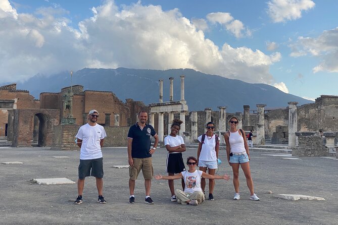 2 Hours Pompeii Group Tour with Archaeologist Guide and Skip the Line - The Lupanar and Pompeii’s frank side