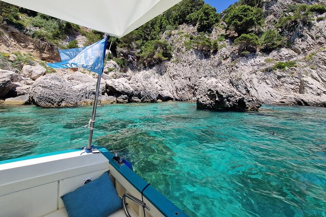 3 Hour Capri Private Boat Tour - White Grotto and Villa Malaparte