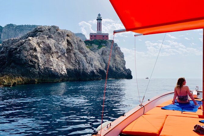 3 hours Private Capri Boat Tour - Why Capri looks better from the water