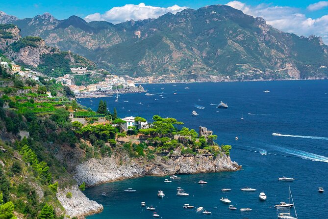 4-Hour Private Boat Experience From Positano - From Positano to Praiano, where the water becomes the attraction