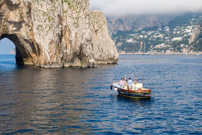 4 Hours Private Boat Tour of Capri - The Blue Grotto requires extra planning
