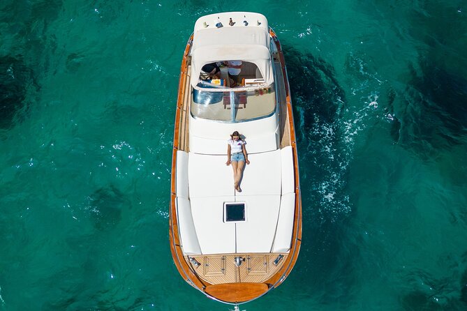 4 Hours Private Boat Tour of Capri - Grotta Verde and the pleasure of a swim stop