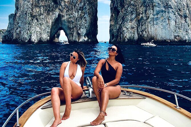 7 hours Private Boat Tour Sorrento Capri or Positano - White Grotto and the Natural Arch