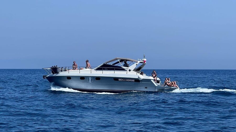 Amalfi: Amalfi Coast and Positano Sunset Cruise with Drinks - Practical advice for comfort and better photos