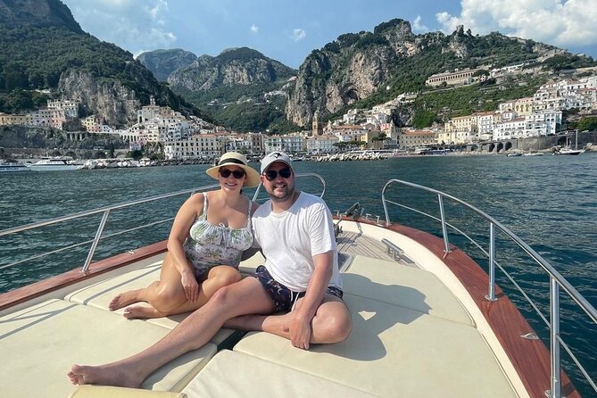 Amalfi Boat Tour from to Positano Praiano or Amalfi. 7 hours - Amalfi, Minori, and lunch by sea