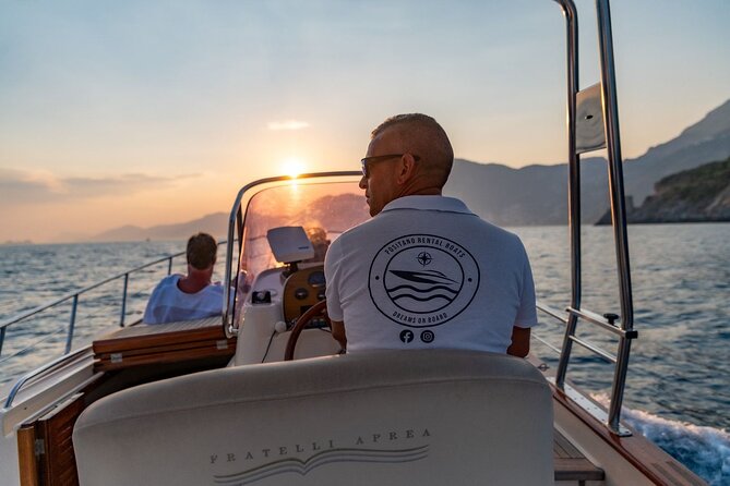 Amalfi Boat Tour from to Positano Praiano or Amalfi. 7 hours - Timing, pickup, and what to bring