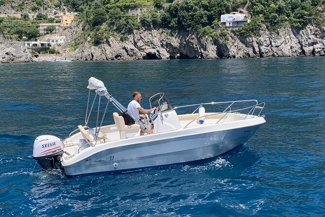 Amalfi Coast 7-hour Private Boat Rental in Maiori or Minori - From Maiori to Amalfi, the first stretch of the route