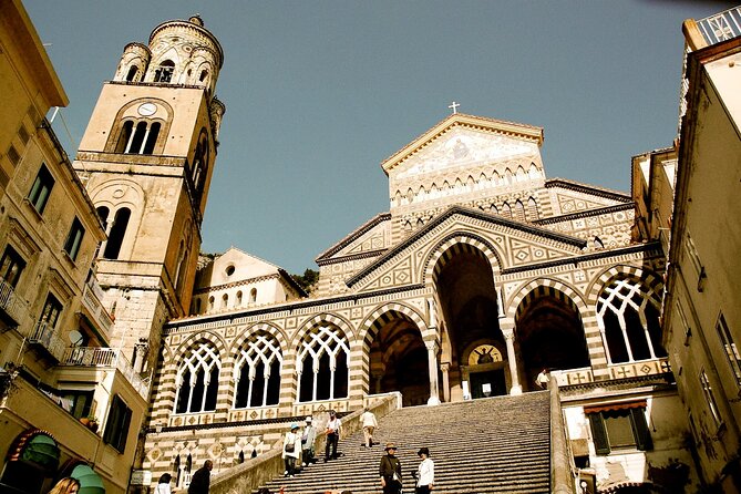 Amalfi Coast and its amazing beauty - Positano: 45 minutes among steep lanes and sea views
