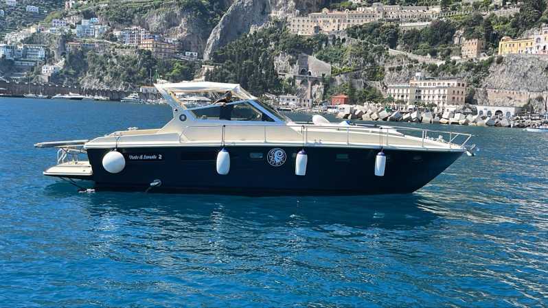 Amalfi Coast: boat tour - Positano Capri views - The Fjord of Furore and Praiano