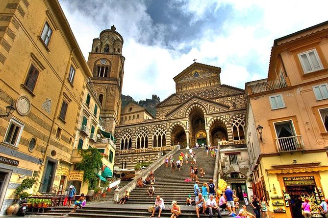Amalfi Coast Day Tour from Sorrento - Positano in one hour