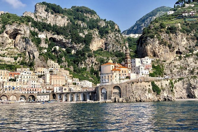Amalfi Coast Drive Exclusive With Positano Visit from Sorrento - Positano: one hour among steep lanes and designer shops