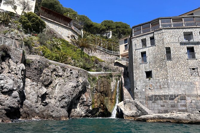 Amalfi Coast : Kayak-Snorkeling tour Pandora Cave & Hidden beach - Why seeing the Amalfi Coast from a kayak matters