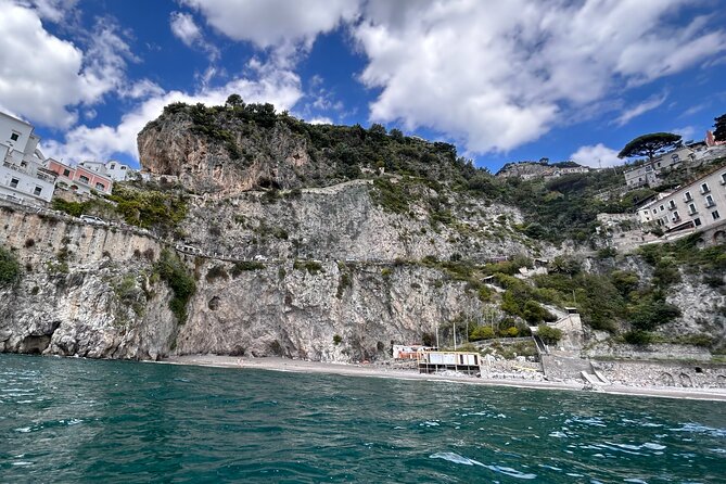 Amalfi Coast : Kayak-Snorkeling tour Pandora Cave & Hidden beach - The paddle back to Maiori