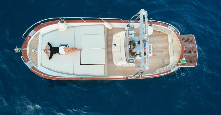 Amalfi Coast: Private Boat Trip with Prosecco and Snorkeling - Why a private boat works so well on the Amalfi Coast