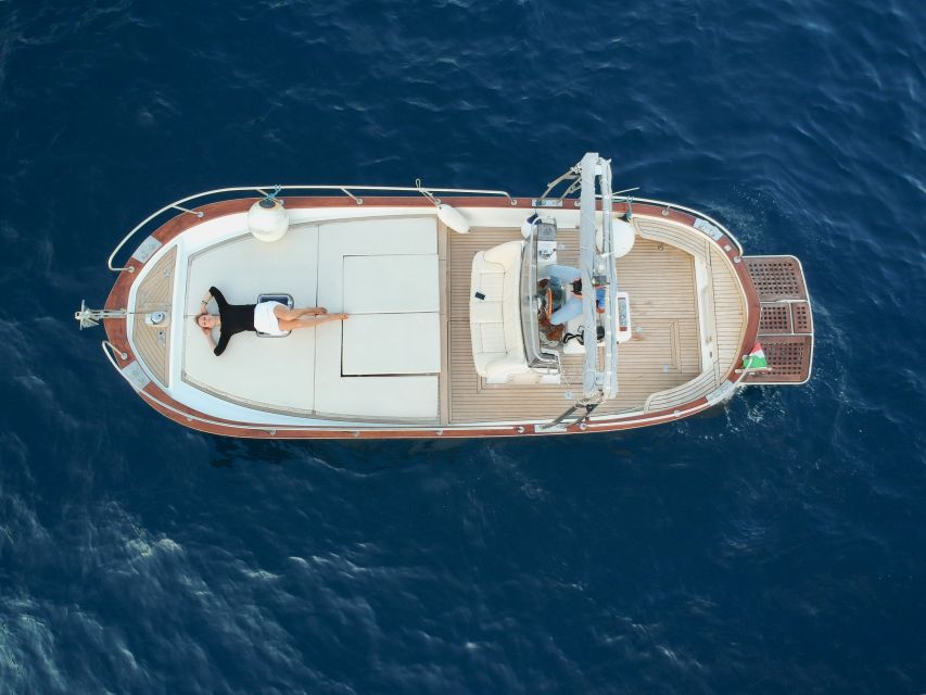 Amalfi Coast: Private Boat Trip with Prosecco and Snorkeling - Conca dei Marini and the local-food option