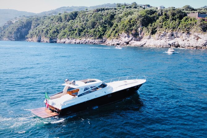 Amalfi Coast Private Yacht Cruise: Explore Positano and Amalfi! - Why seeing the Amalfi Coast by yacht changes the day