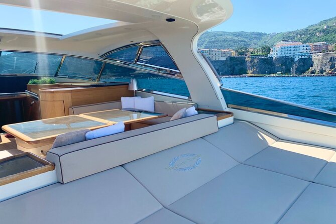 Amalfi Coast Private Yacht Cruise: Explore Positano and Amalfi! - Two hours in Positano