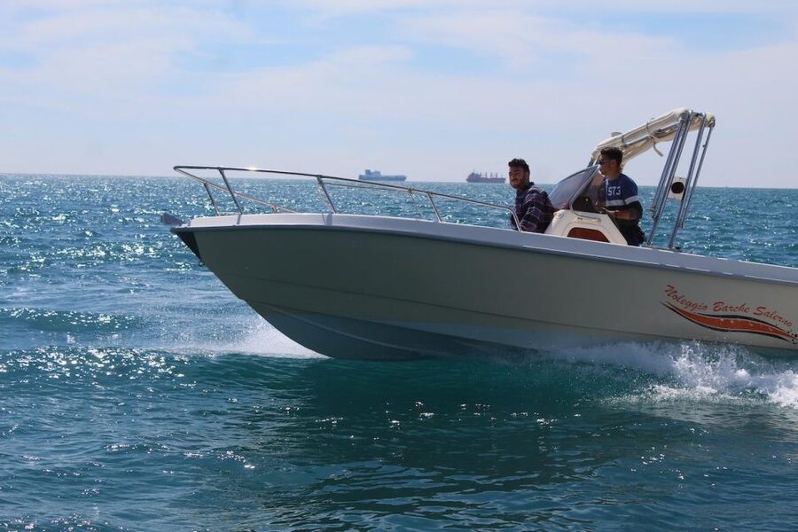 Amalfi coast: Rent boats in Salerno without license - Stopping in Amalfi