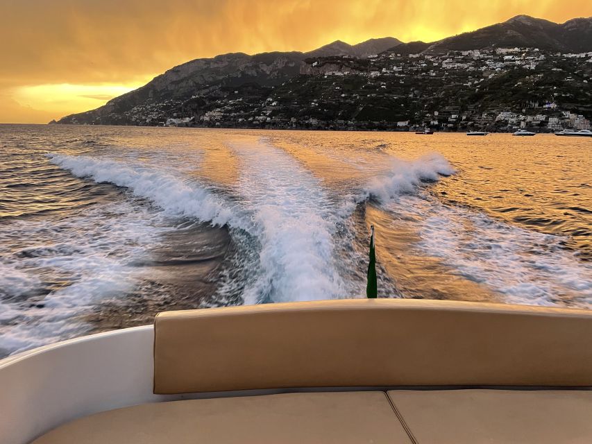 Amalfi Coast: Scenic Boat Private Tour with Aperitif - What the private boat adds