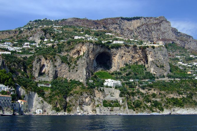 Amalfi Coast Self-Drive Boat Rental - Cruising from Amalfi toward Positano