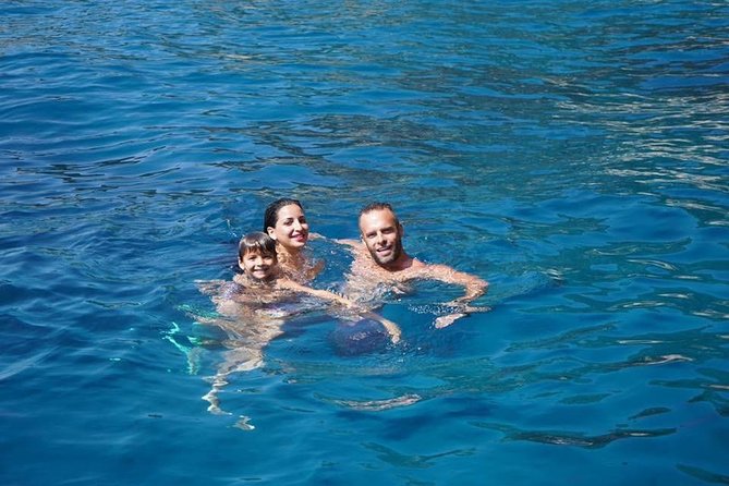 Amalfi Coast Small Group Day Boat Tour with Limoncello Onboard - Amalfi: 90 minutes around the cathedral