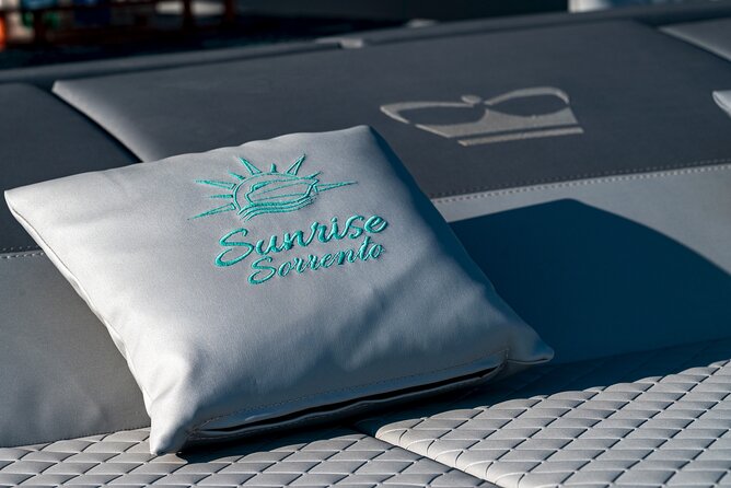 Amalfi coast 'til Sunset: a full day experience - Two hours in Positano means time for the lanes