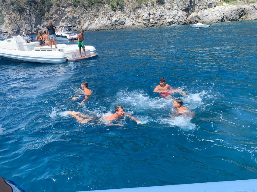 Amalfi coast tour with skipper from Salerno to Positano - The Fiord of Furore and the coast by water