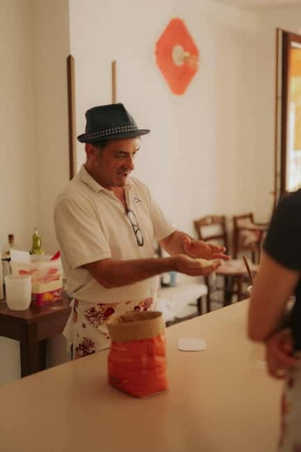 Amalfi: Cooking Class with Pasta, Mozzarella, and Tiramisù - Rolling tagliatelle from fresh dough
