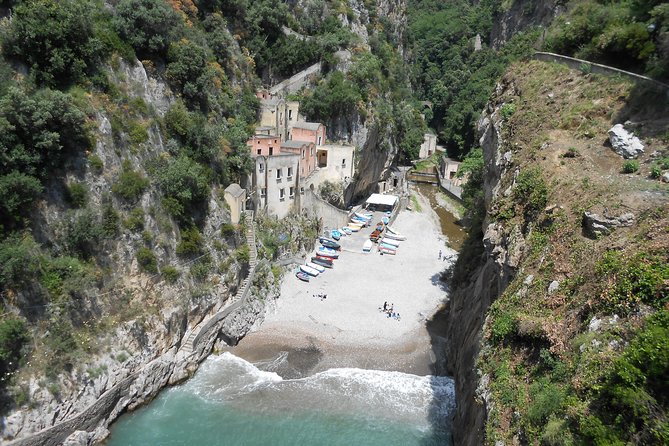 Amalfi Drive cycling tour - Praiano and the road toward Positano