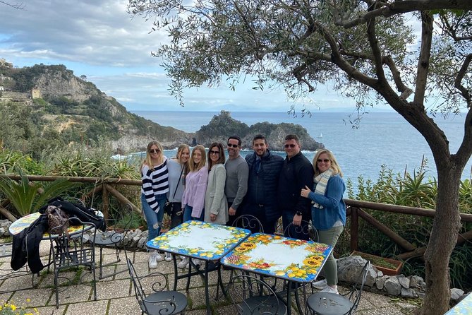 Amalfi Drive-sharing tour - What the driver and guide add