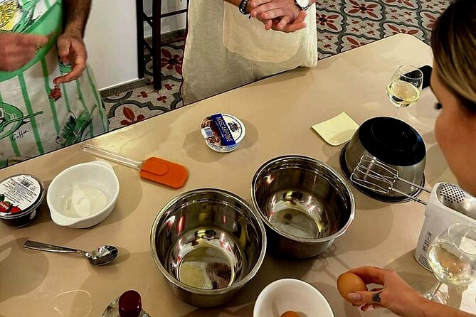 Amalfi: lezione di cucina su pasta, mozzarella e tiramisù - What the $84.29 price gives you