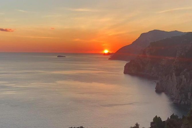 Amalfi, Positano & Ravello small group tour from Sorrento with lunch - Drivers, commentary, and the human factor