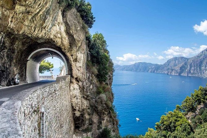 Amalfi, Positano & Ravello small group tour from Sorrento with lunch - Crowds, traffic, and the best time to go
