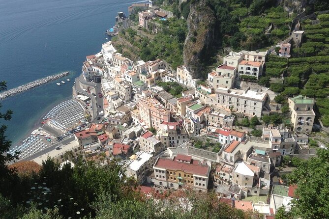 Amalfi & Ravello Tour from Positano - What kind of guide should you expect?