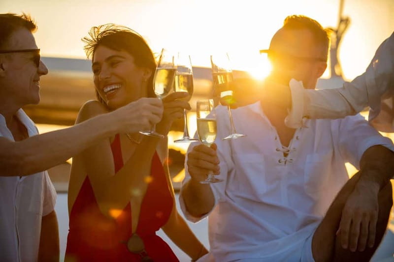 Amalfi: Sunset Boat Tour with Fruit and Drinks - Seeing Positano from the water