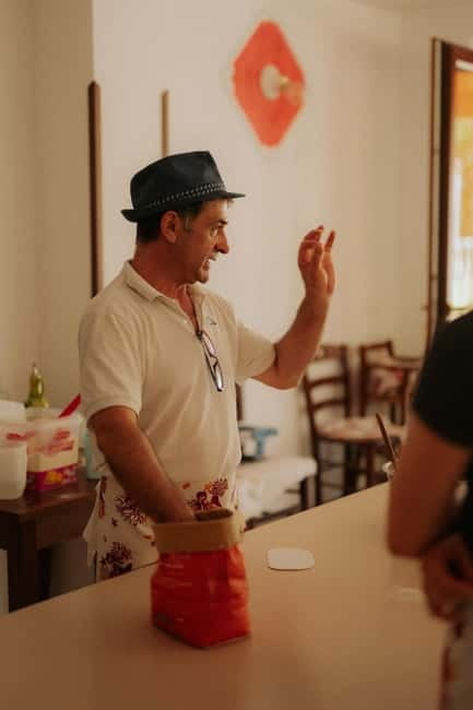 Amalfi: Tagliatelle, Mozzarella & Tiramisù Cooking Workshop - Sitting down to eat your own work