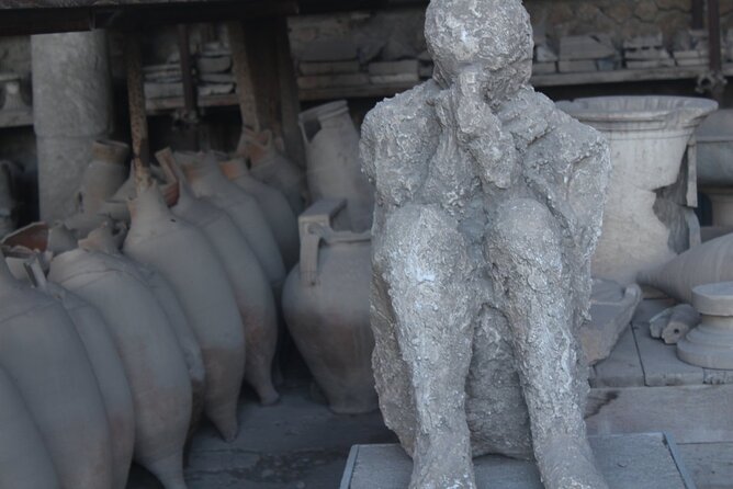 Amazing Pompeii Tour - Homes, Mosaics, and Frescoes Add the Human Detail