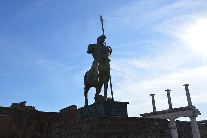 Ancient Pompei in the afternoon - Why an afternoon visit can work better