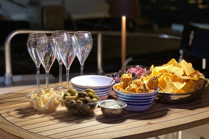 Bachelorette party, boat party in Salerno with aperitif and tapas - What the Private Format Means for Your Group