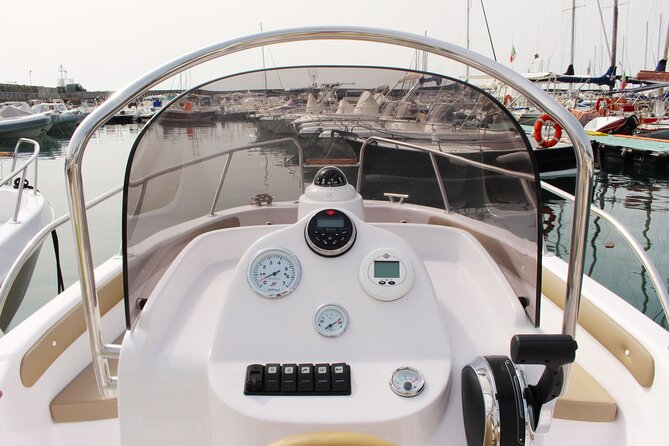 Boat rental in Salerno (rent without license) - Who will enjoy this boat rental most