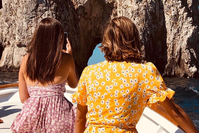 Boat Tour in Capri - Choosing the right departure time