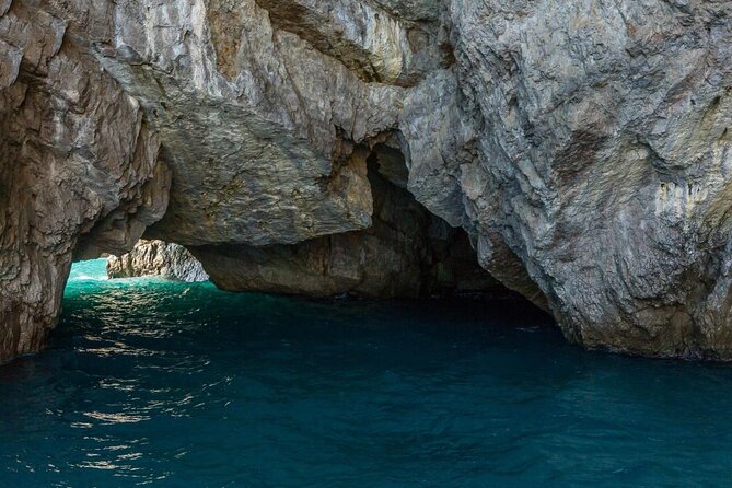 Boat Tour in Capri Italy - Key points to know before booking