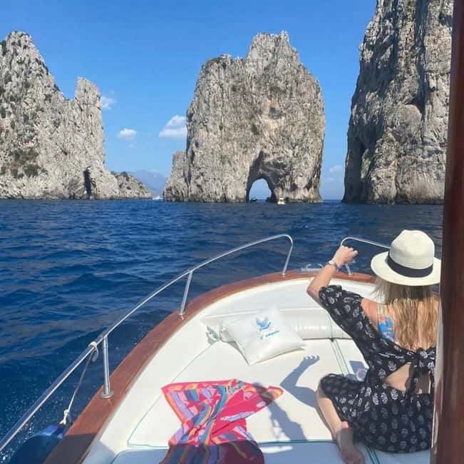 Capri: 2-Hours Boat Tour with Swimming, Limoncello and Snack - Finding the start at Via Don Giobbe Ruocco 49