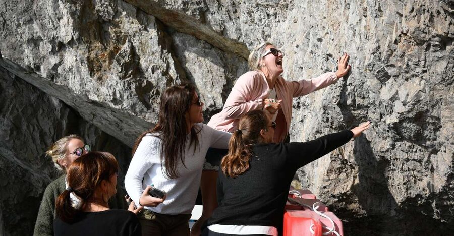 Capri and Anacapri: Sea and City Sightseeing Tour - Who should book this Capri tour?
