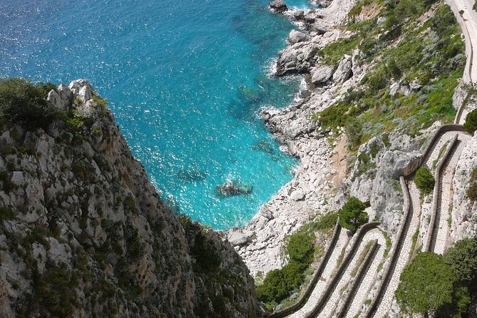 Capri and Anacapri with Local Guide - Capri town and the Piazzetta