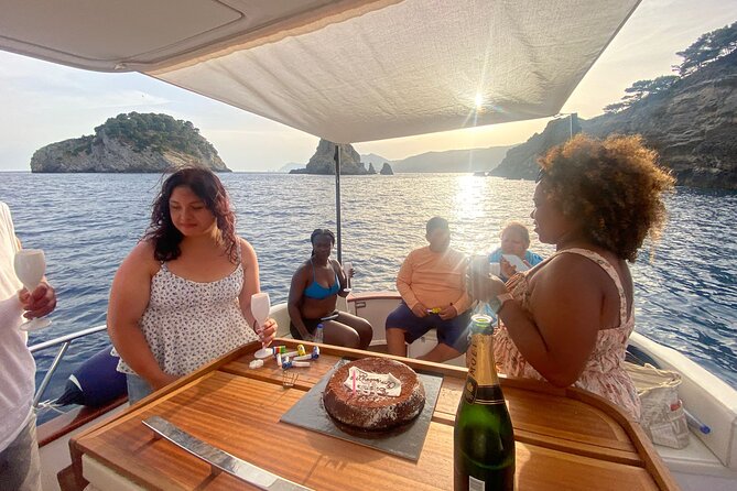 Capri and Blue Grotto Small Group Boat Tour - The Faraglioni and Villa Malaparte