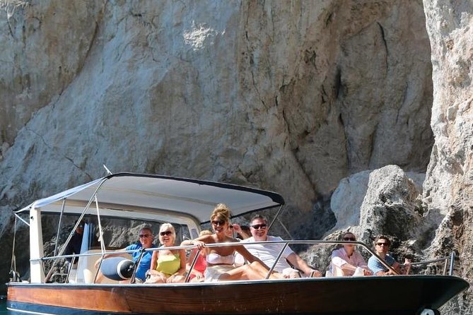 Capri Boat Tour from Sorrento: Swim, Grottos & Light Lunch - Meeting in Sorrento and reaching the harbor