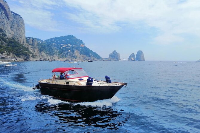 Capri Boat Tour | Full Day - The island tour and Capri’s grottos