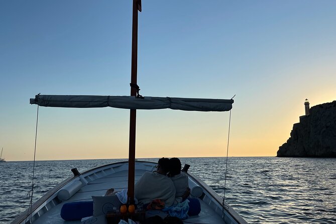 Capri Boat tour in 3 hours - Timing, price, and what you get