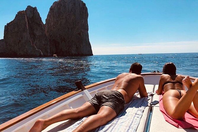 Capri Boat tour in 3 hours - The Faraglioni and the famous arch passage